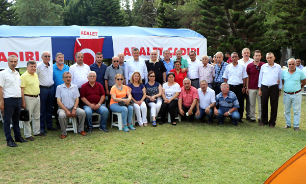 Demokrat Parti Adana İl Yönetimi Adalet Çadırı’nda