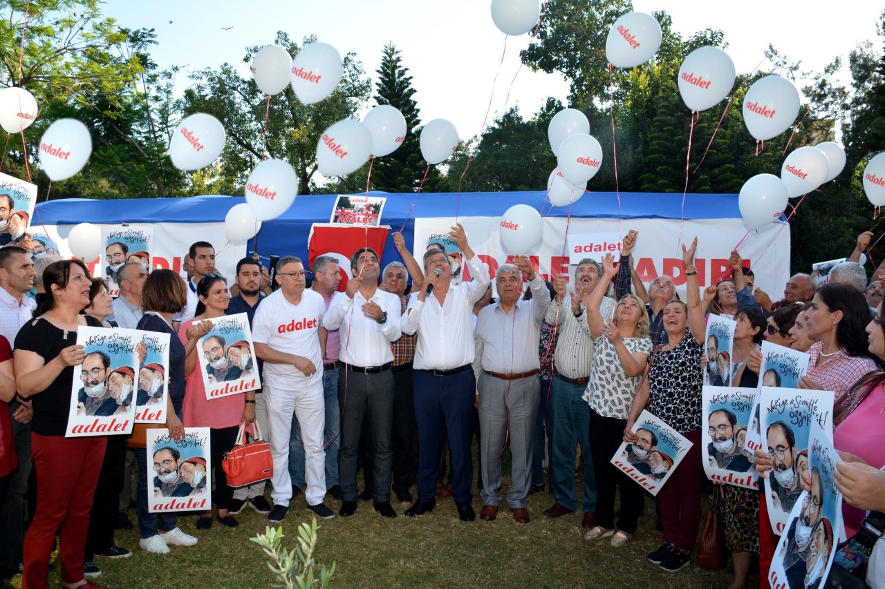 ‘Adalet’ Balonları Özgür Bırakıldı