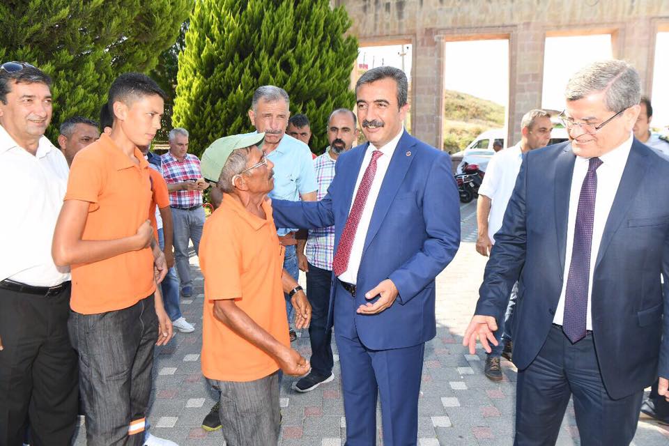 BAŞKAN ÇETİN BELEDİYE PERSONELİYLE BAYRAMLAŞTI