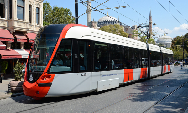 Adana'ya tramvay istiyoruz