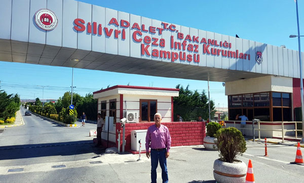 Özdiş'ten tutuklu gazetecilere ziyaret