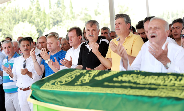 Zahide Badur son yolculuğuna uğurlandı
