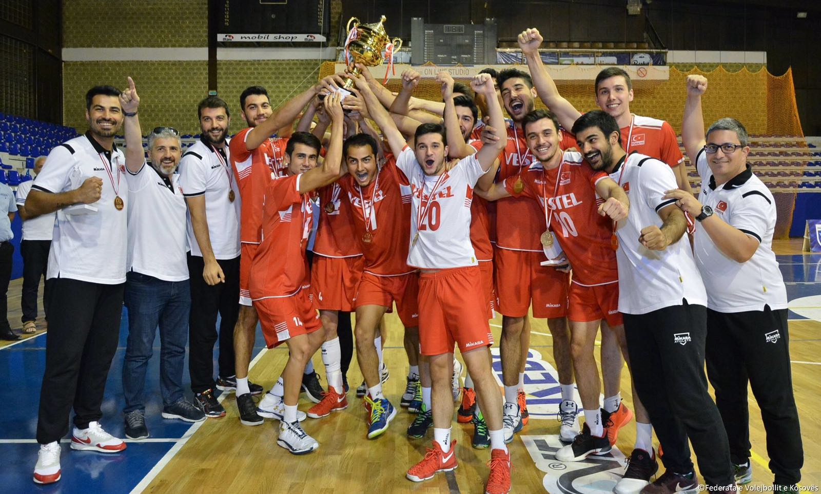 Voleybol Milli takımının Adanalı yıldızı