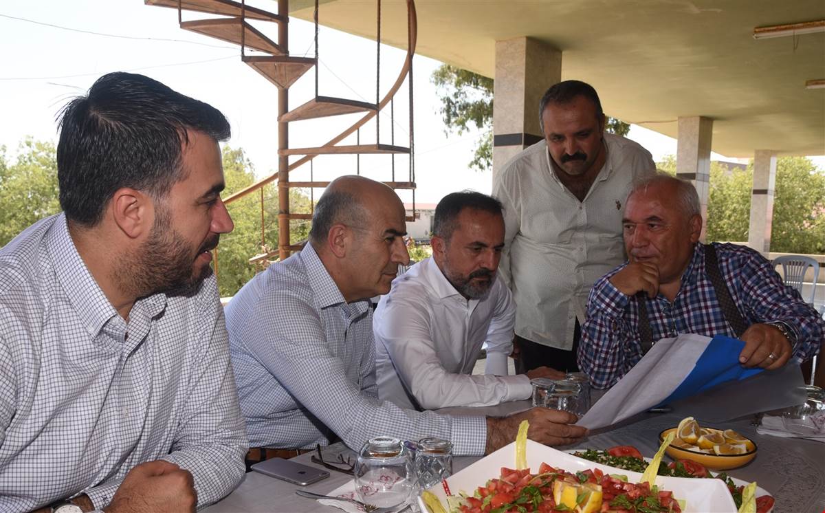Vali Demirtaş, Tuzla’da mahalle muhtarları ile buluştu
