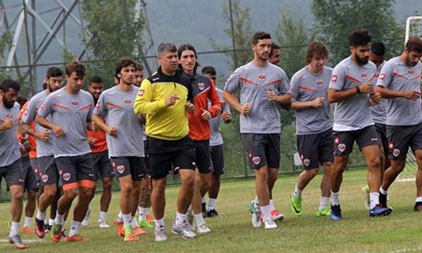 Adanaspor’da izin biti