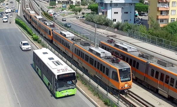 Adana'da toplu ulaşıma zam