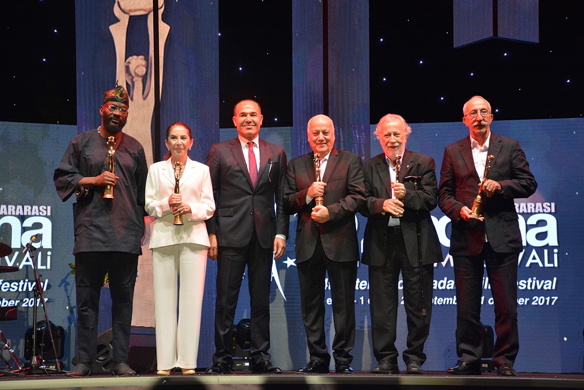 Adana Film Festivali’nde Onur Ödülleri Gecesi