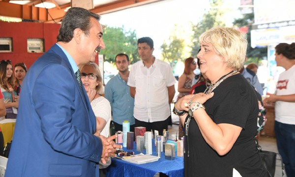 Semt pazarlarında klasik müzik çalacak