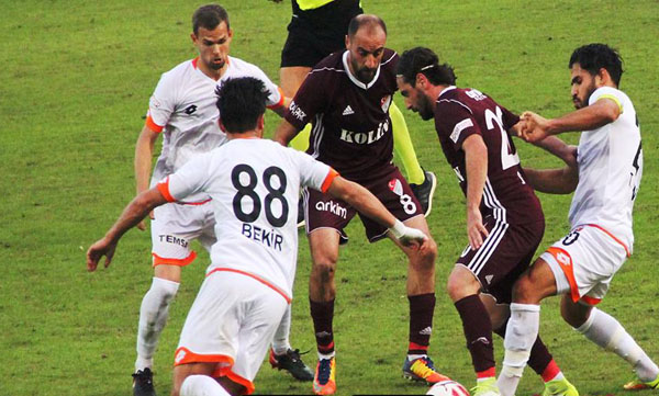 Adanaspor galibiyeti koruyamadı