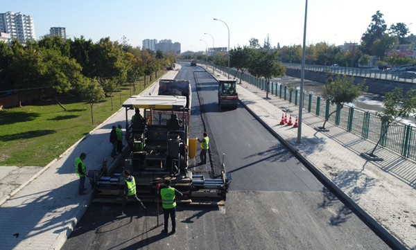 Kıyıboyu’nda sıra asfalta geldi