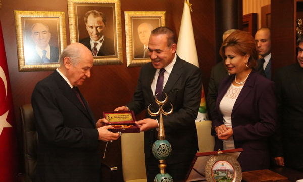 Bahçeli’den Başkan Sözlü’ye ‘beşinci dönem’ işareti