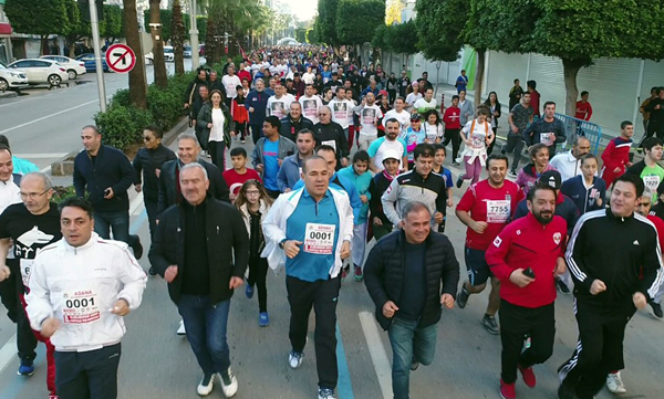 Adana’da kurtuluş coşkusu maratonla bütünleşti