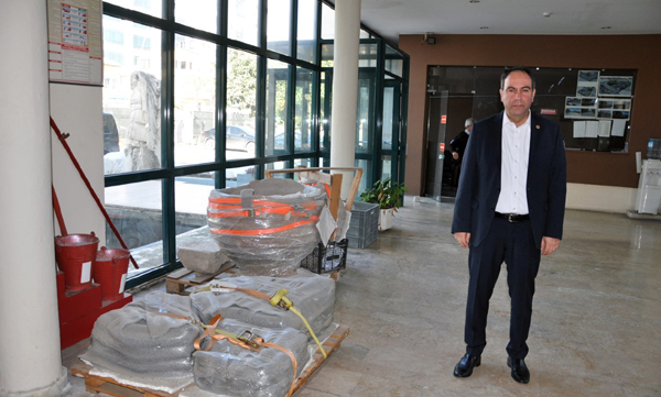 Tümer, “Arkeoloji Müzesi, yıkılmamalıdır”