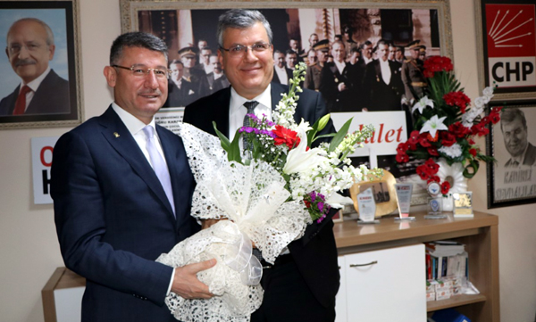 Fikret Yeni’den Ayhan Barut’a ‘Hayırlı olsun’ ziyareti