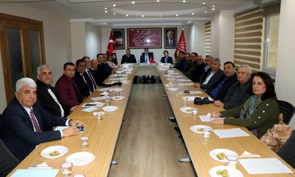 Adana’dan Kılıçdaroğlu’na tam destek