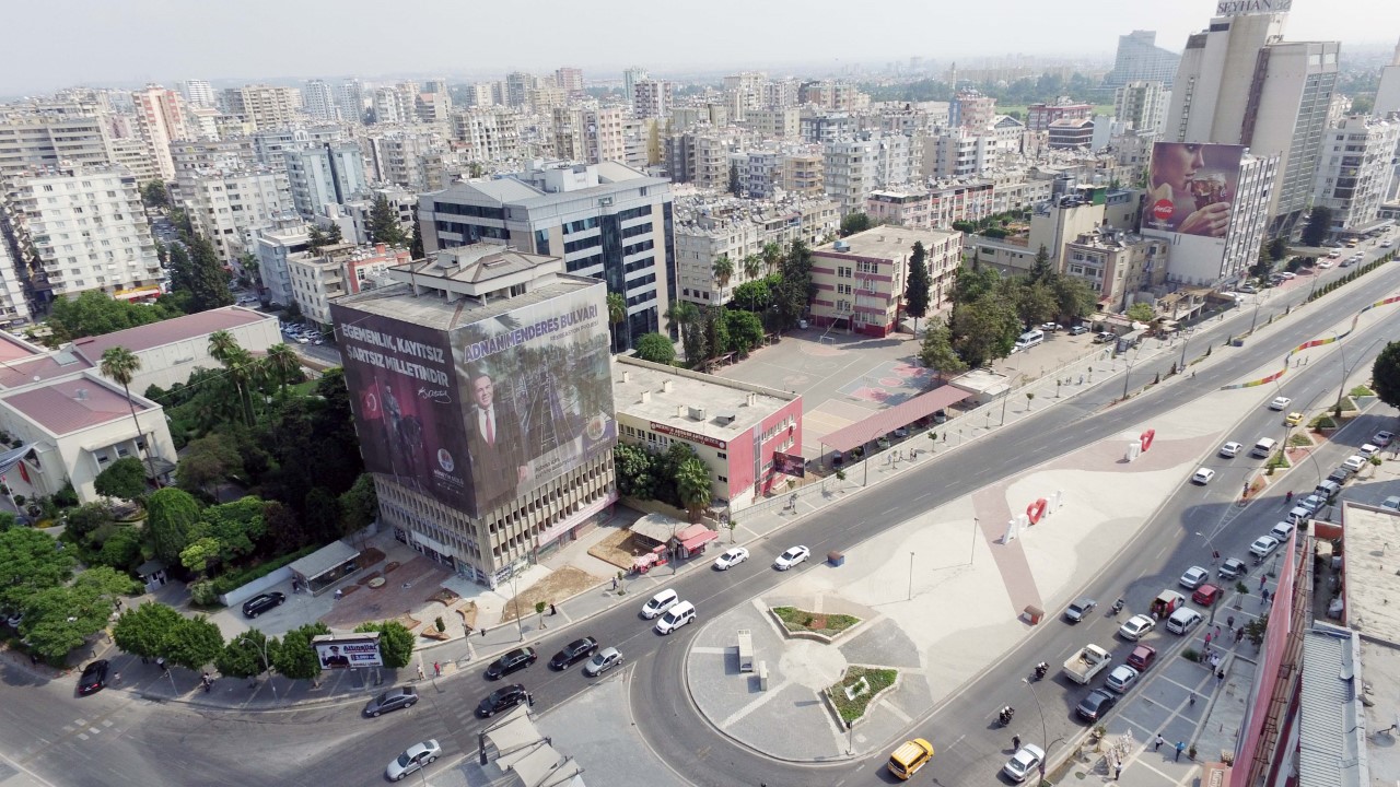 Sözlü’den yeni kent meydanı hamlesi