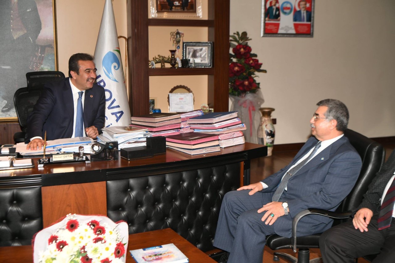 Kırmızı çizgilerimiz aynı