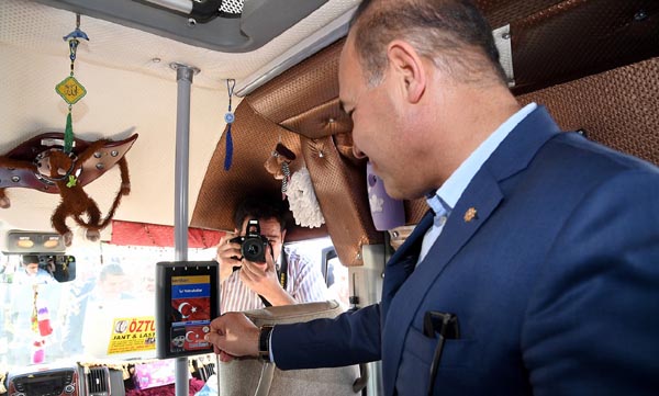Toplu taşımada ''Temassız Mastercard uygulaması'' başlıyor