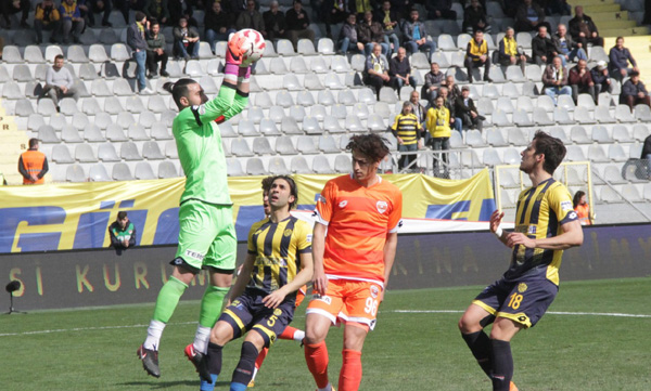 Adanaspor kayıplarda