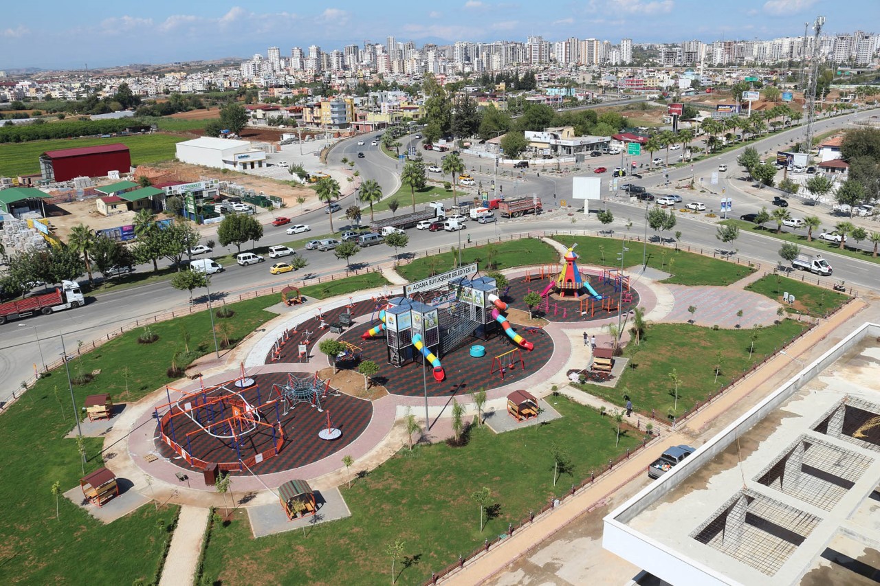 Sözlü’den minik hemşehrilerine 4 yeni park