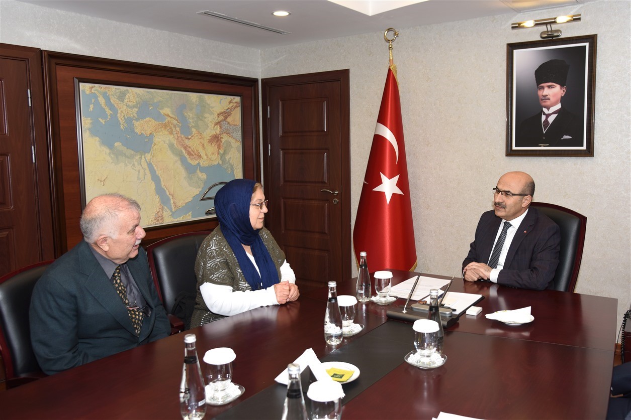 Hayırseverlerden eğitime katkı