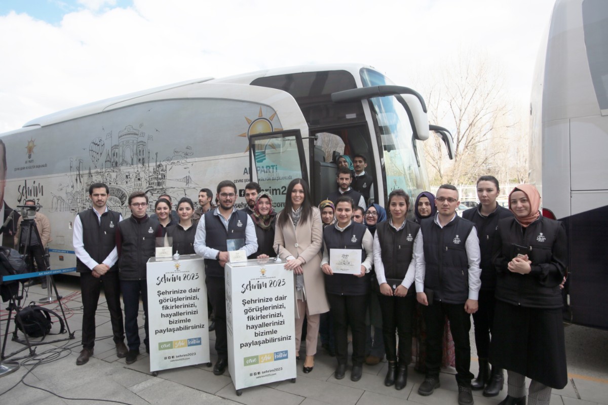 Şehrim 2023 otobüsü Adana'ya geliyor