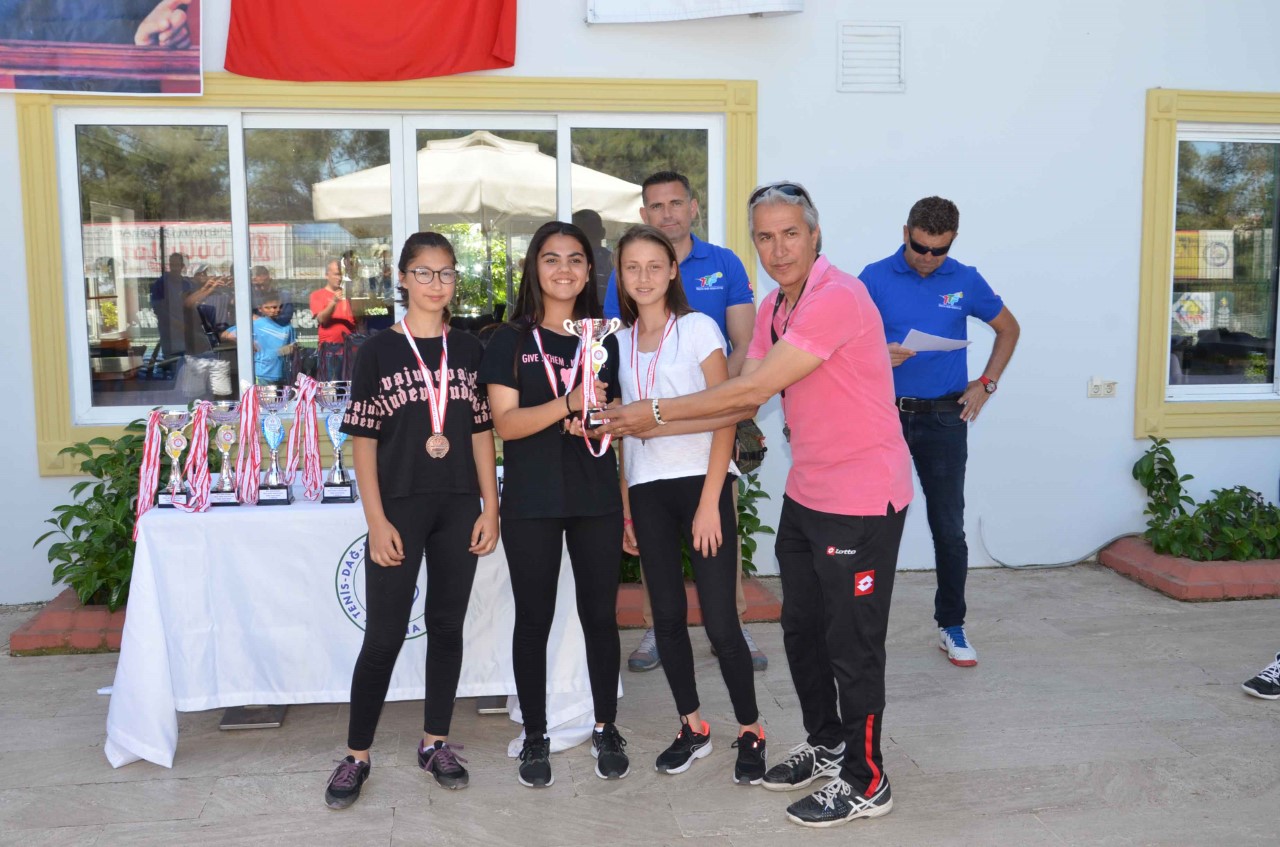 Okullar arası Yıldızlar Tenis İl Birinciliği Sona Erdi