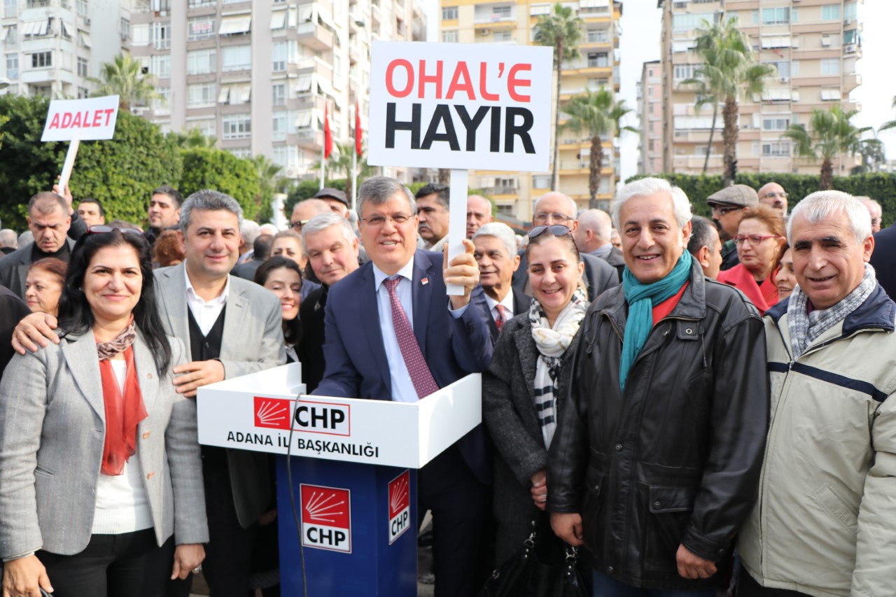 CHP referandumun yıldönümünde alanlara iniyor