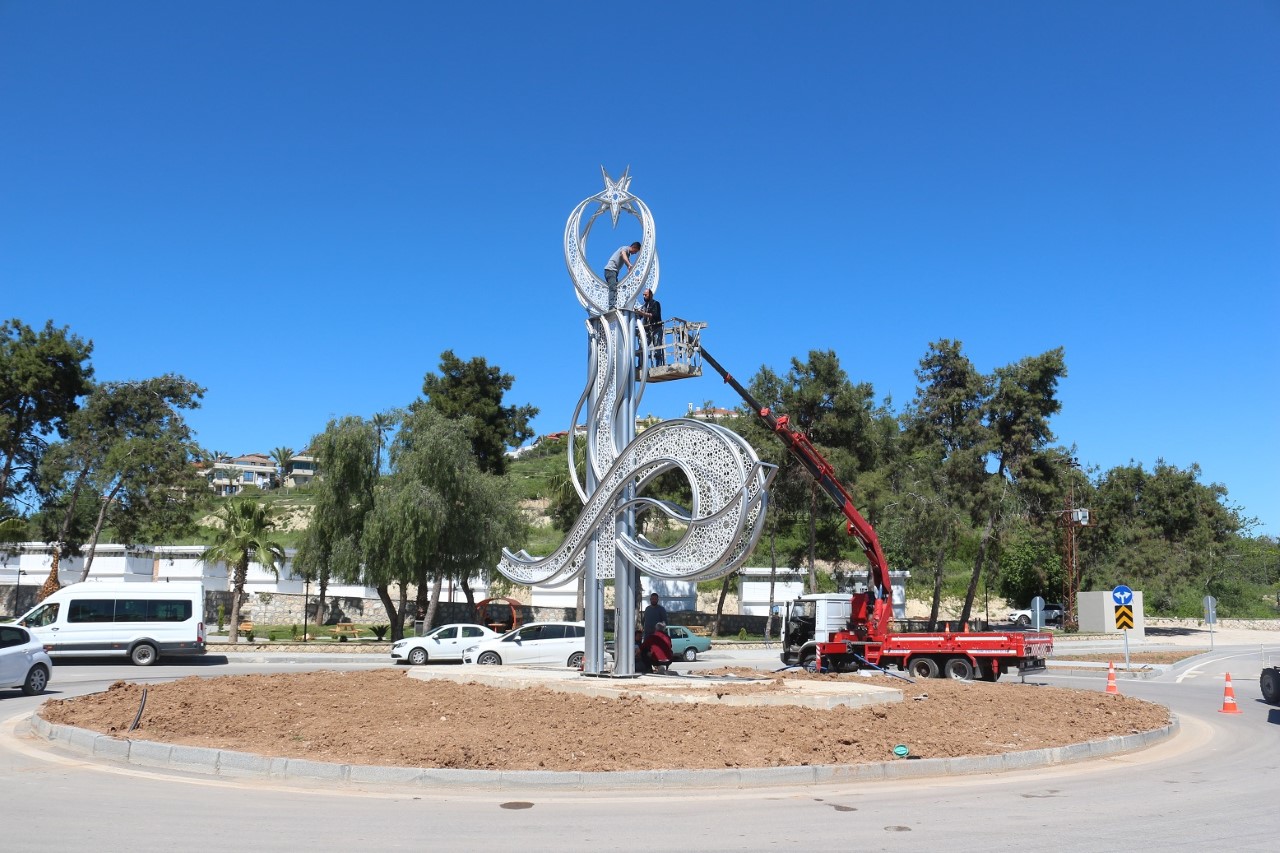 Adana’nın kavşakları ışıl ışıl