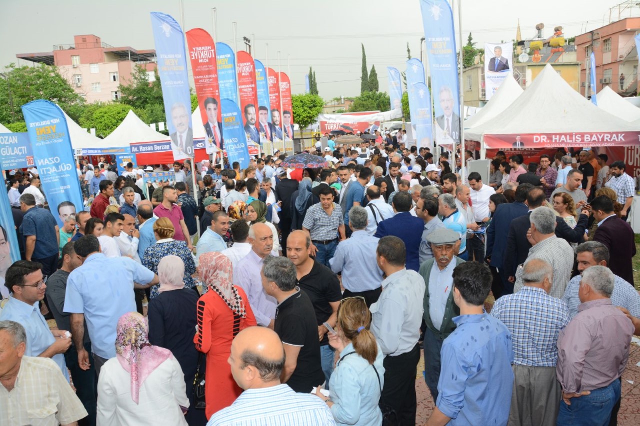 AK Parti’den Şenlik Havasında Temayül Yoklaması