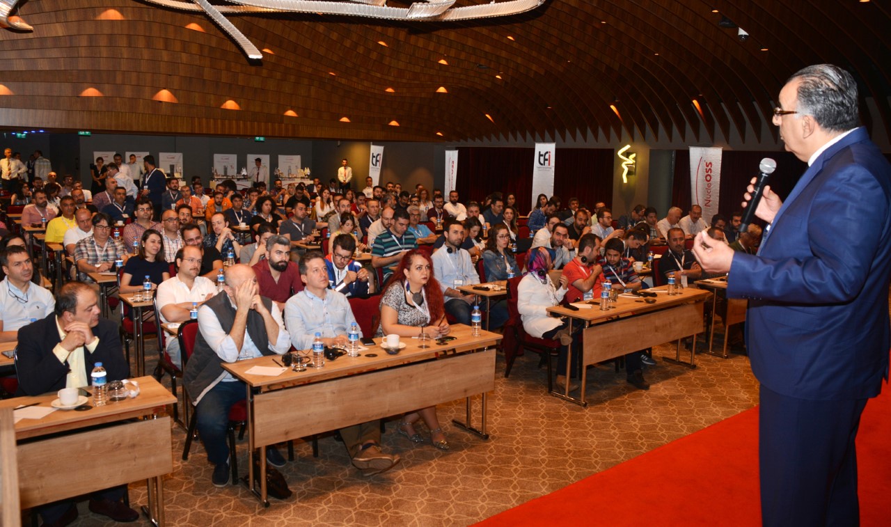 Güler, “Cesur gülüşleri çoğaltmalıyız”