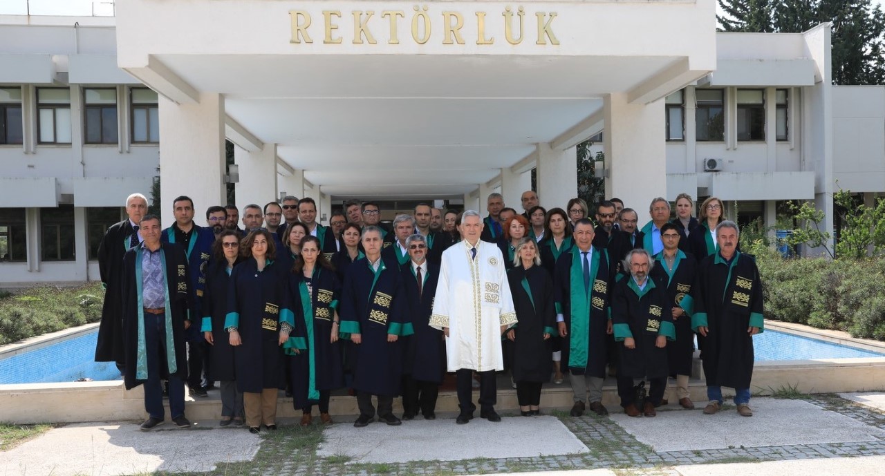 ÇUKUROVA ÜNİVERSİTESİ SENATOSU’NDAN ABD VE İSRAİL’E KINAMA