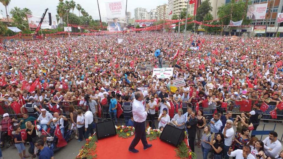 Muharrem İnce Adana'da halka hitap etti