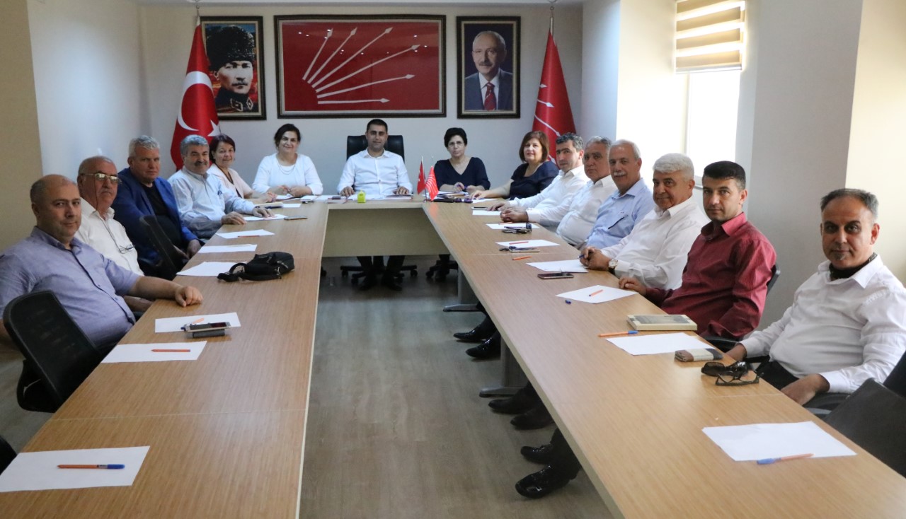 CHP iktidar yolunda tek ses tek yürek