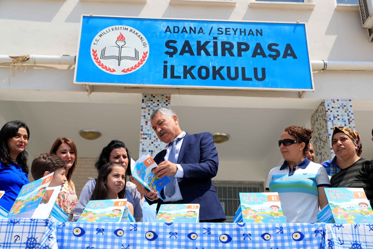 Miniklerin okuma kitabı Başkan Zeydan Karalar’dan