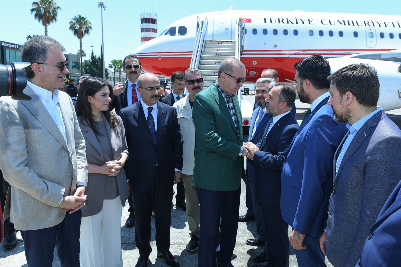 Cumhurbaşkanı Erdoğan, Adana'ya geldi