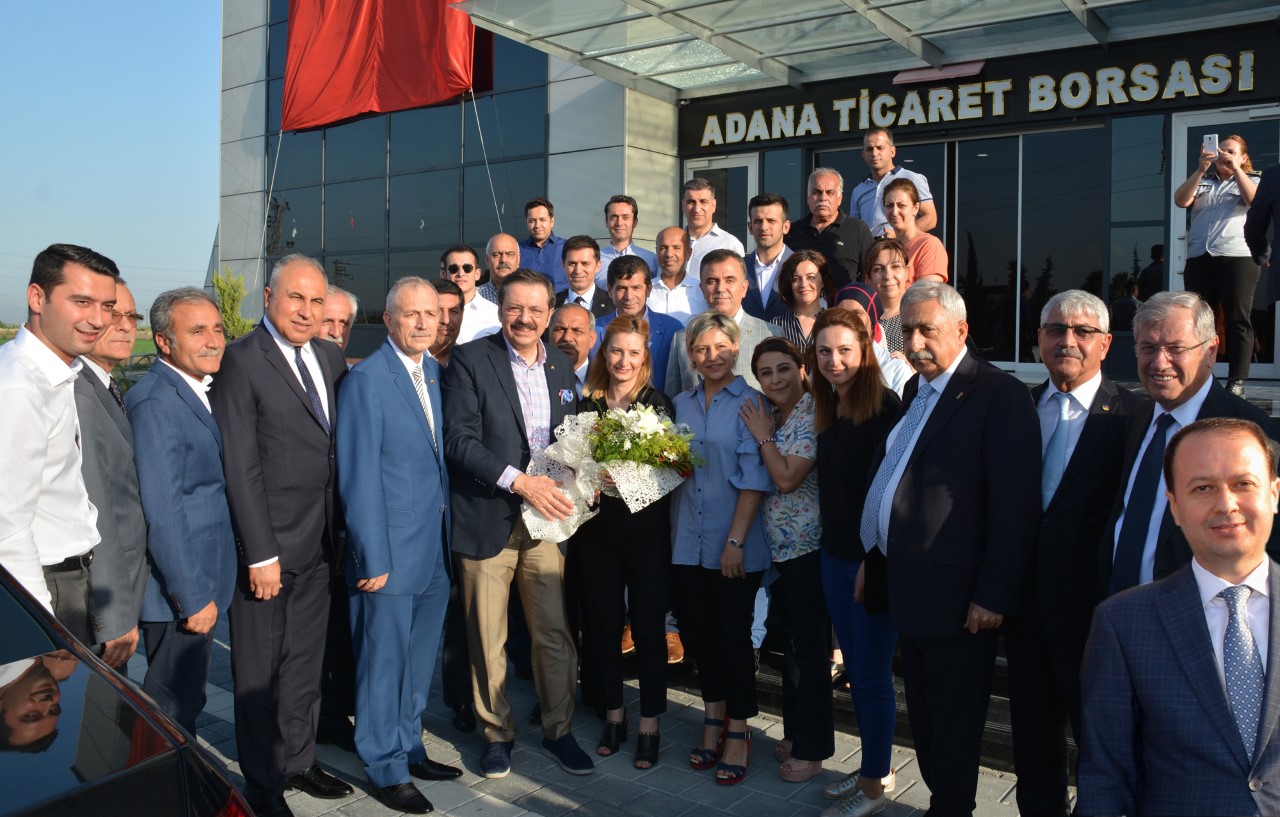 Hisarcıklıoğlu ATB’de çiçekle karşılandı