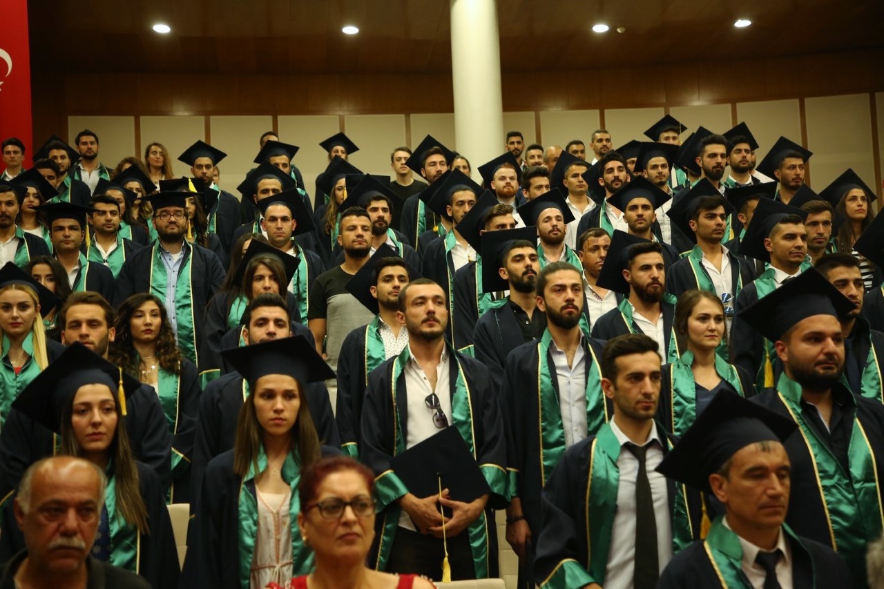 BESYO’dan 89 Öğrenci Mezun Oldu