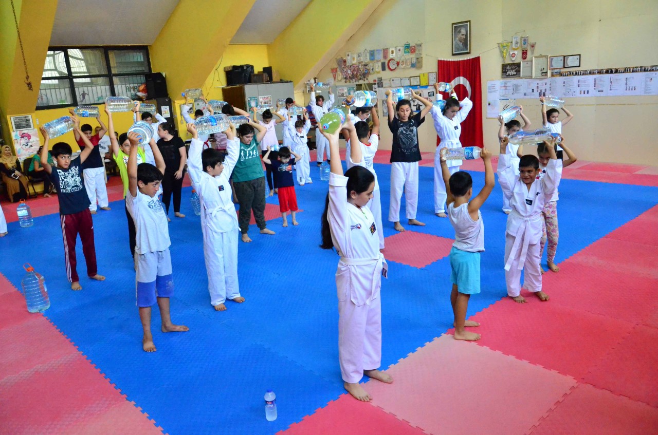 Tekvando İl Spor Okulları Eğitimleri devam ediyor