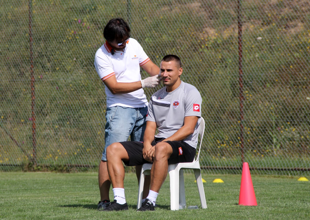 Futbolculara laktat testi uygulandı
