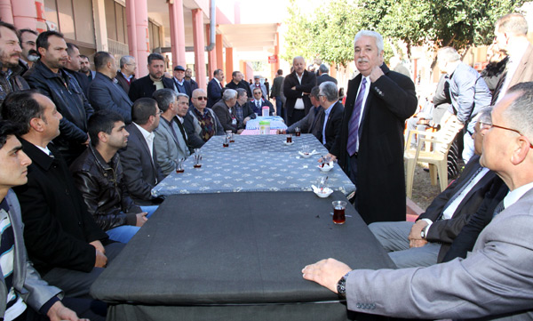 Başkan Arıkan otogar esnafının sorunlarını dinledi