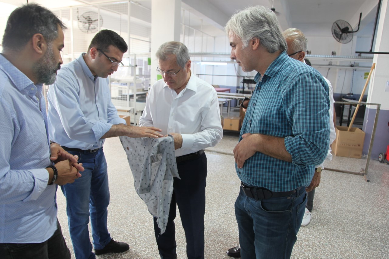 Menevşe: “Hazır Giyimde Dünya Markalarına Üretiyoruz”
