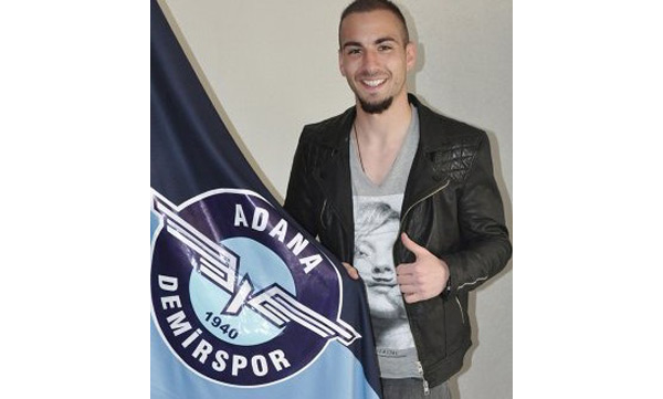Timur resmen Adana Demirspor'da