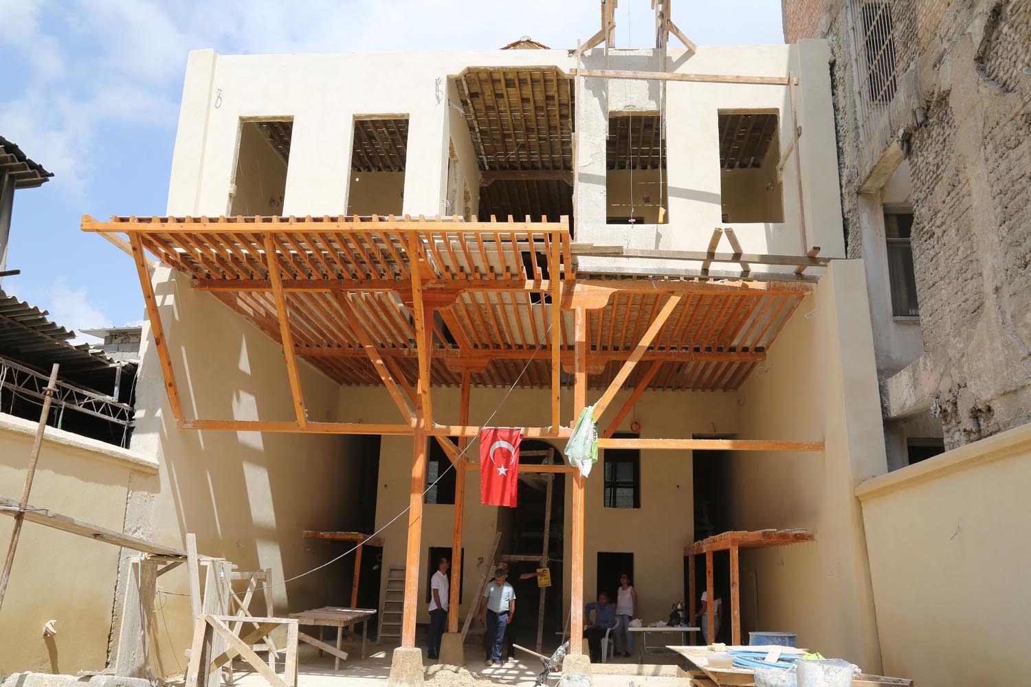 Bitişik konakların restorasyonu başladı