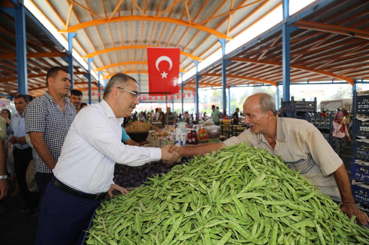 Atakent kapalı semt pazarı açıldı