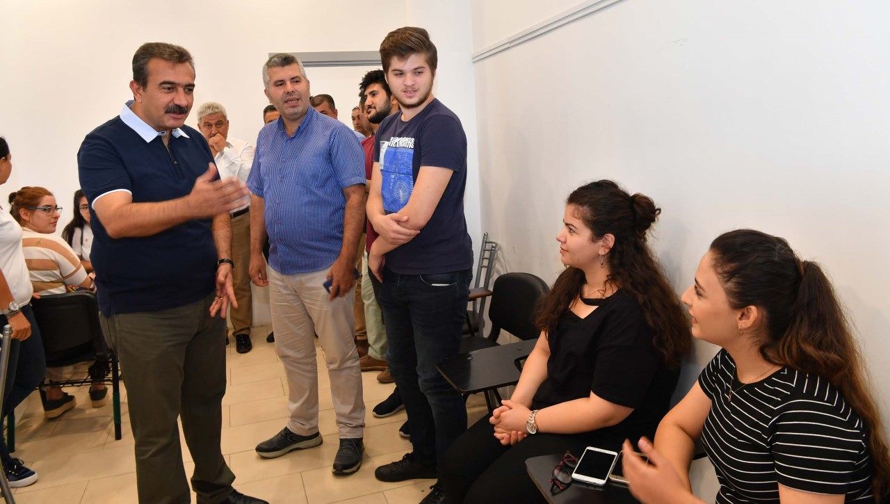 BAŞKAN ÇETİN’DEN ÜNİVERSİTE ÖĞRENCİLERİNE TERCİH DESTEĞİ