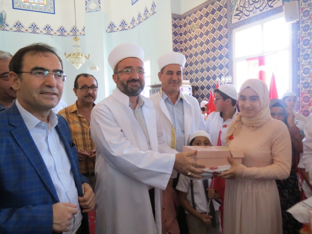 Camiye giden çocuklar ödüllendirildi