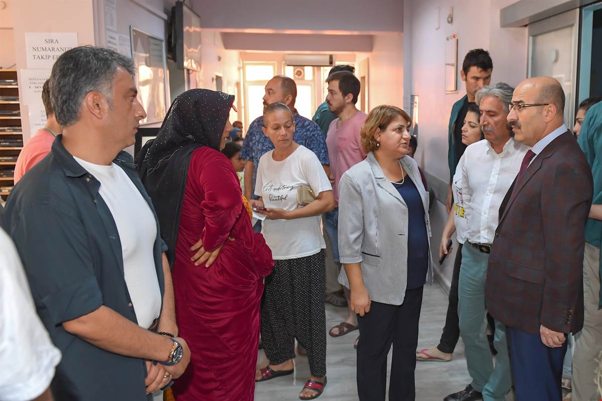 Vali Mahmut Demirtaş, Vatandaşlarla Buluştu