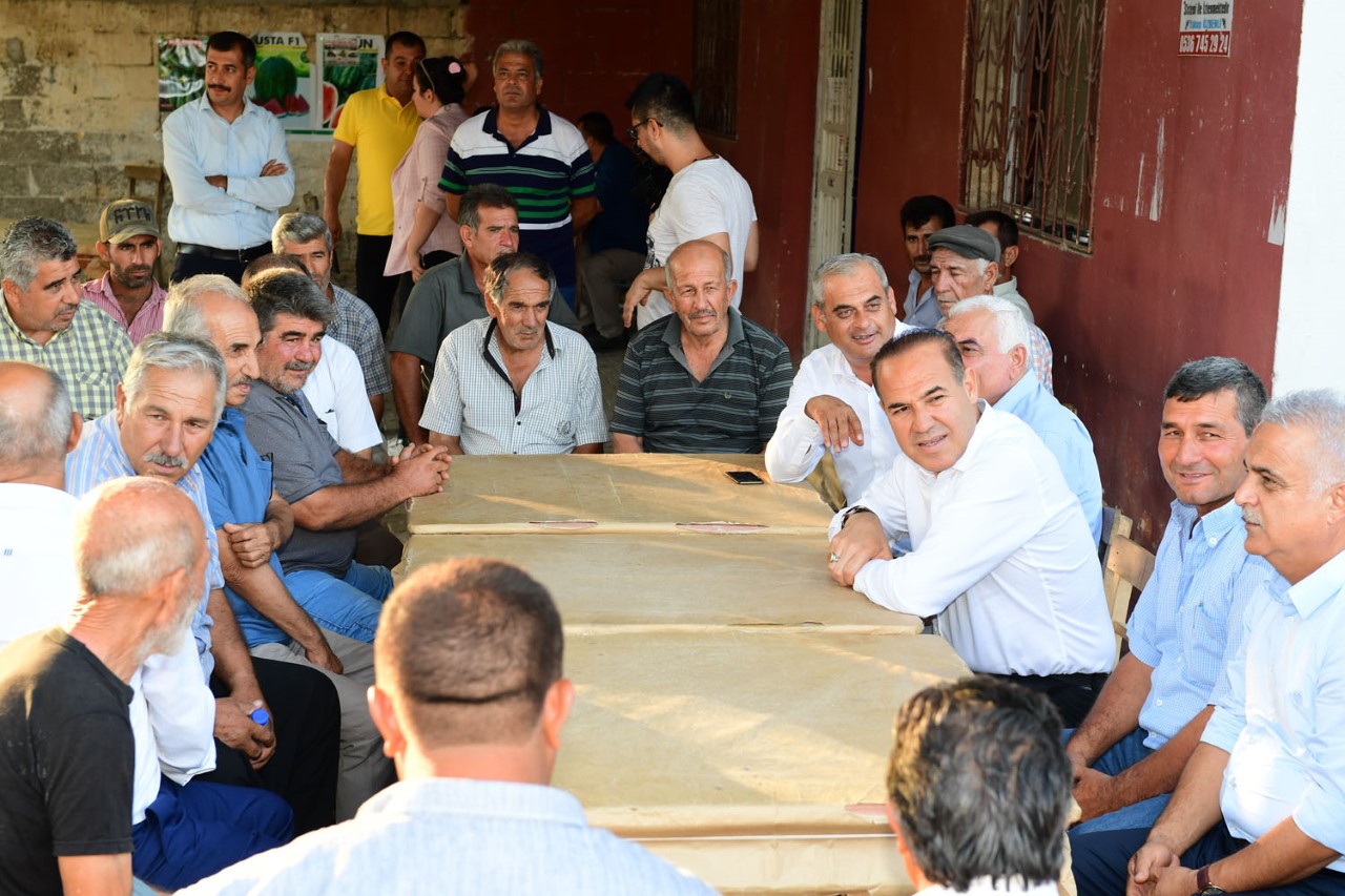 Sözlü, ayağının tozuyla sahada