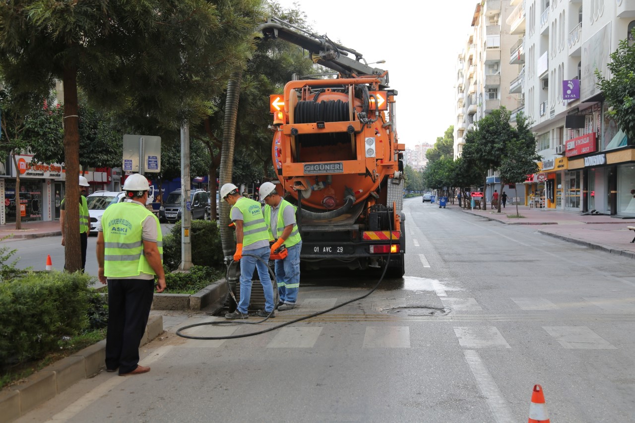 ASKİ, Yağışlı Havalara Önlemini Aldı
